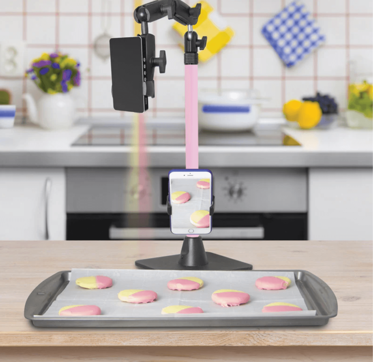 Arkon Remarkable Creator™ Cookie Decorators Mount for Phones and Pico Projectors with PINK Pole