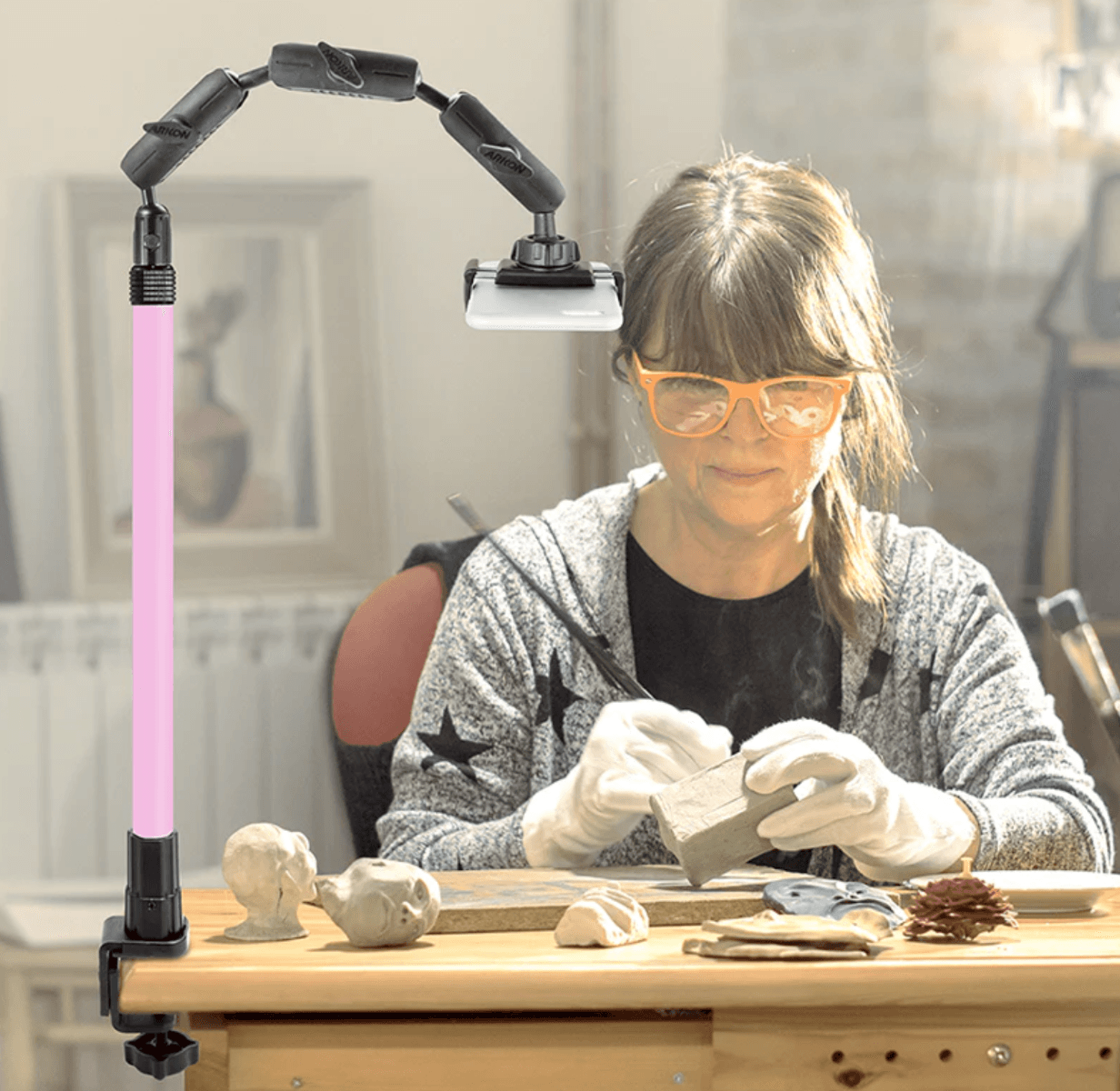 Arkon Remarkable Creator™ Pro Stand with Clamp Base for Phone or Camera - Pink