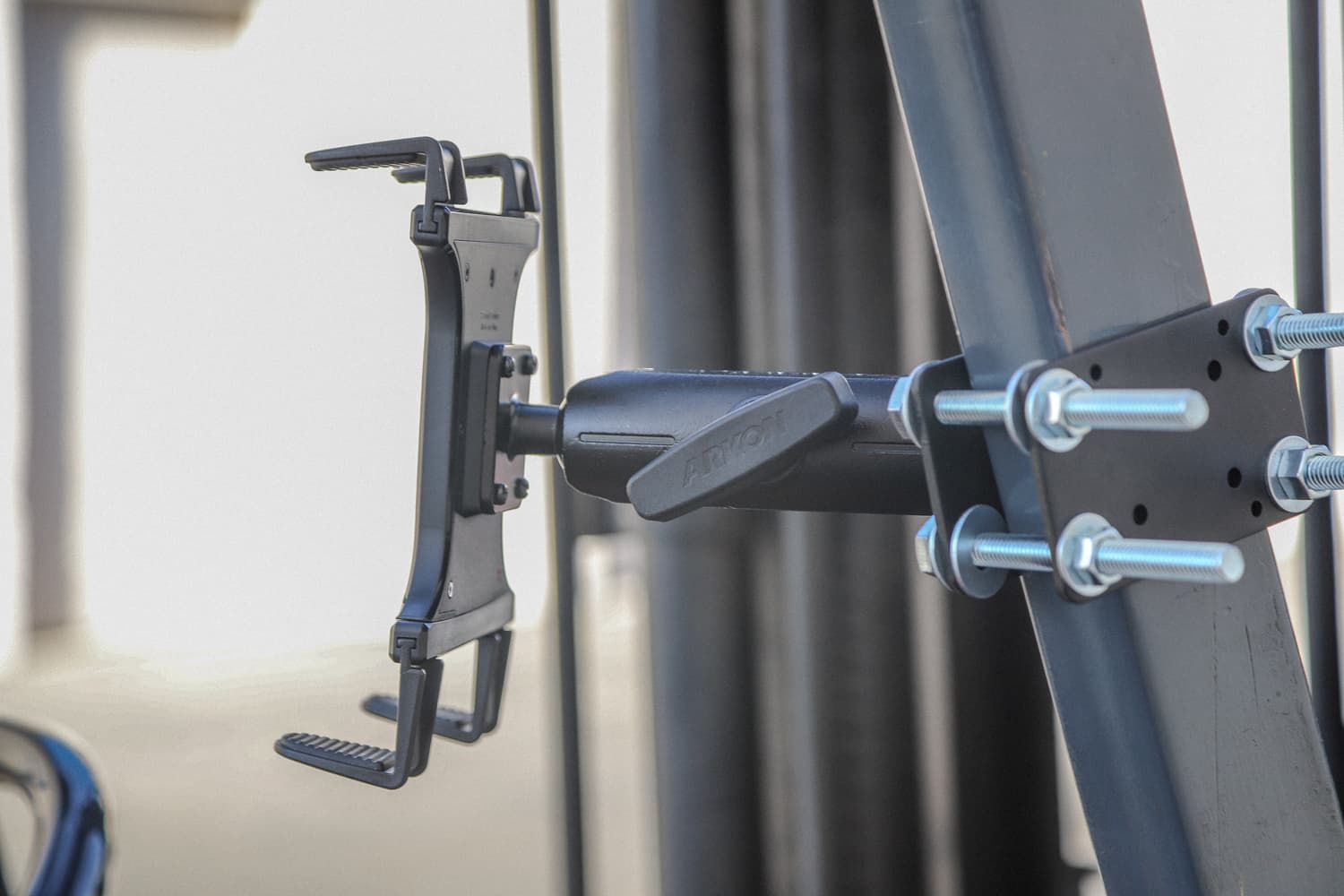 Arkon 38mm Robust Forklift Pillar Tablet Mount