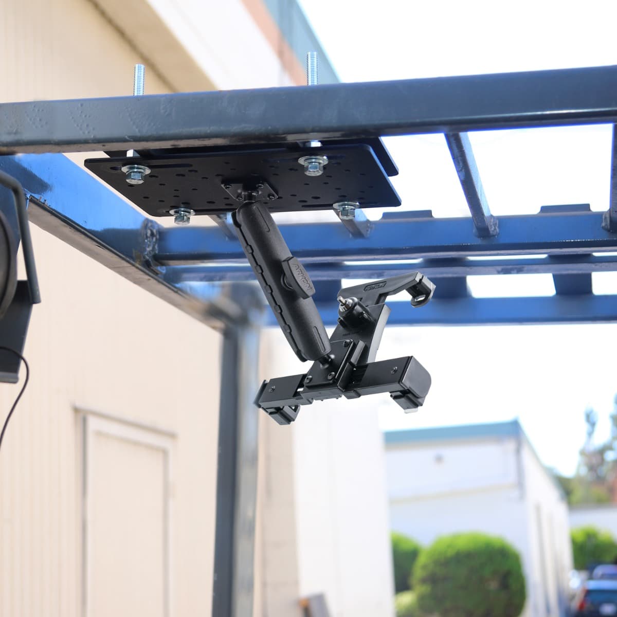 Arkon 25mm Metal Robust Locking Forklift Tablet Mount