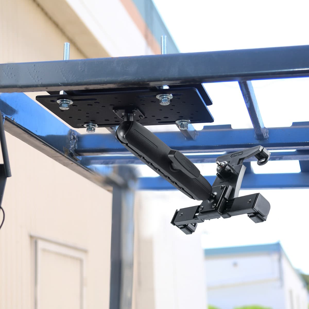 Arkon 38mm Metal Robust Locking Forklift Tablet Mount