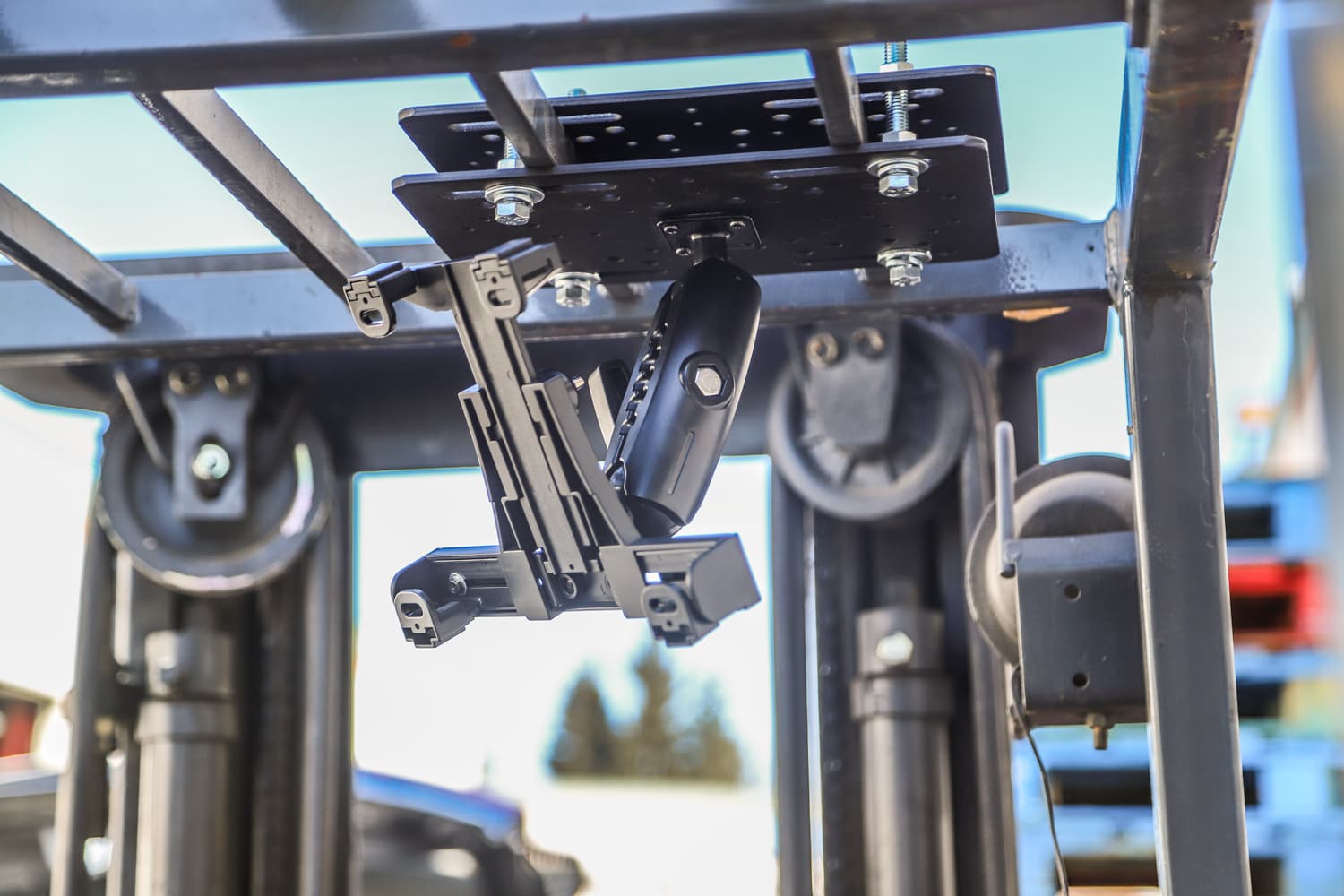Arkon 38mm Robust Plastic Forklift Locking Tablet Mount