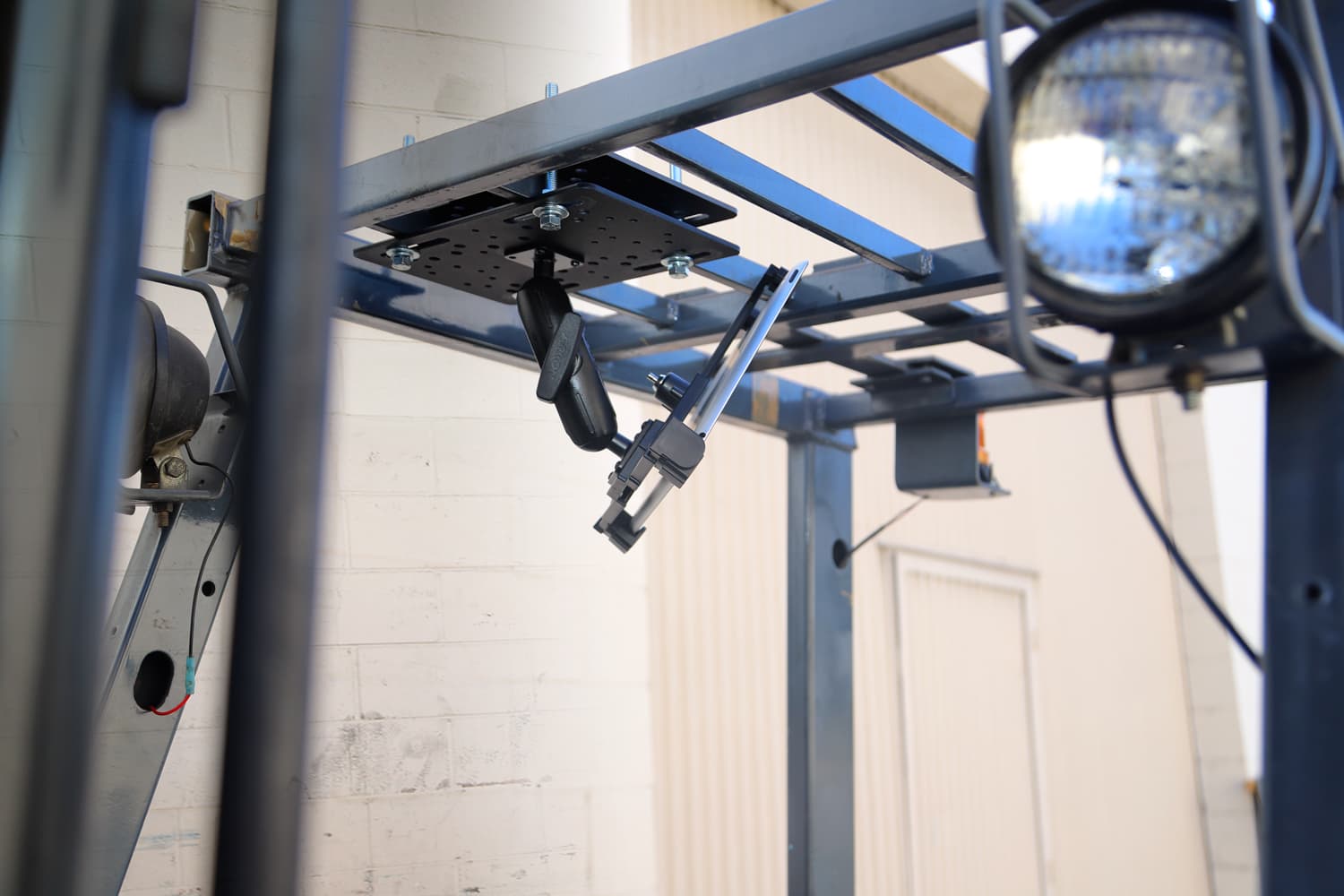 Arkon 38mm Robust Plastic Forklift Locking Tablet Mount