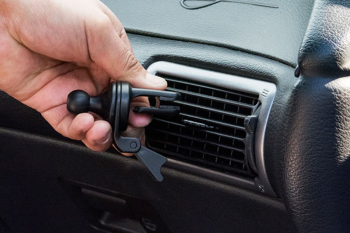 Arkon Garmin nuvi Mount - Removable Air Vent Mount