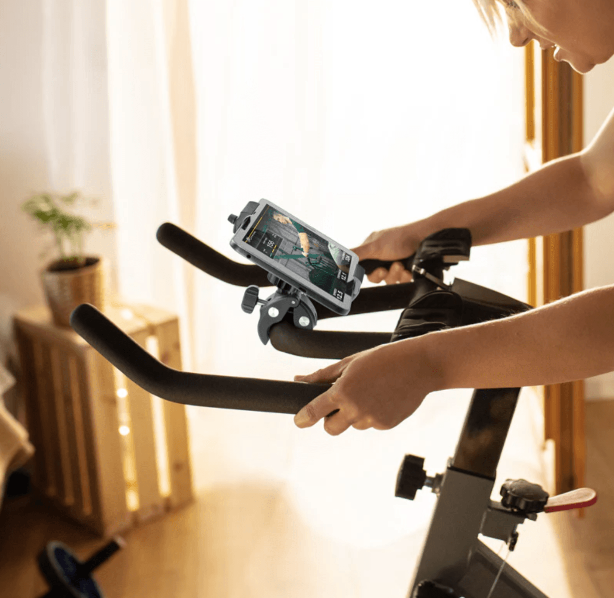 Arkon RoadVise® Ultra Phone and Tablet Clamp Post Mount for Handlebars and Posts