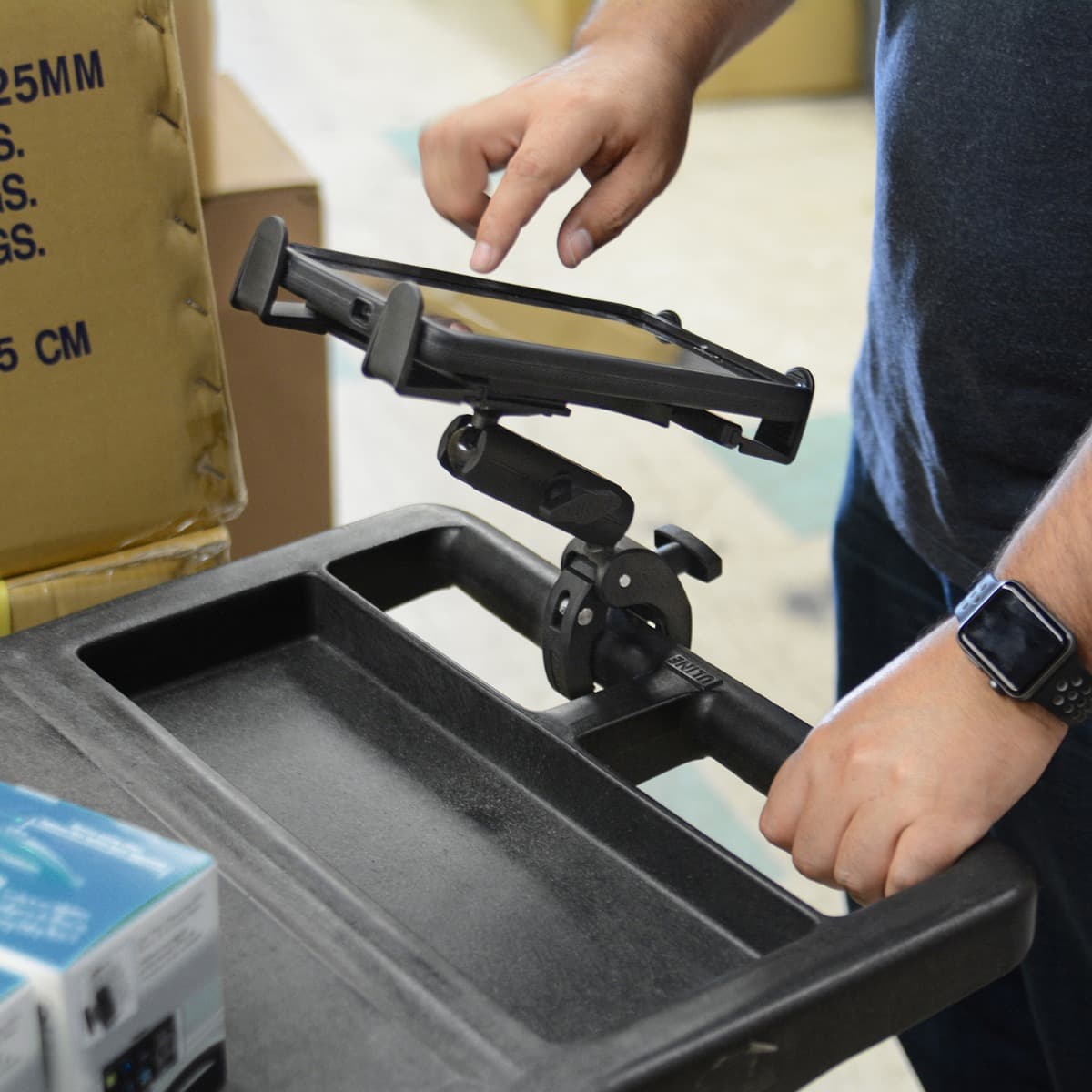 Arkon Slim-Grip Robust Clamp Tablet Mount